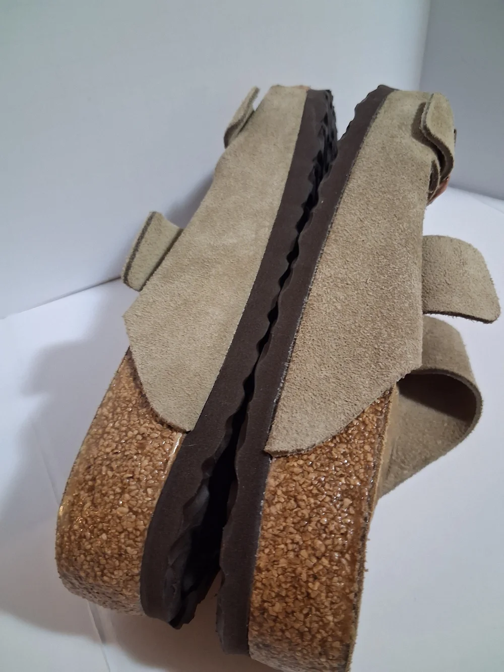 Birkenstock Unisex Arizona Suede Sandal — Taupe NWOT